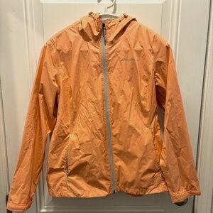 Eddie Bauer Women’s Cloud Cap Hooded Rain Jacket; WeatherEdge, Med, Peach/Pink